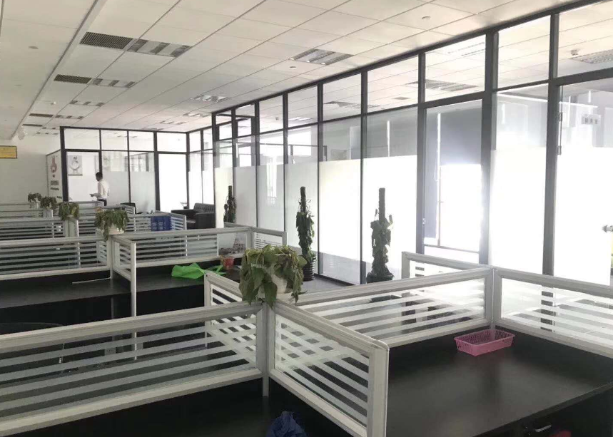 虹橋國際商務(wù)廣場
