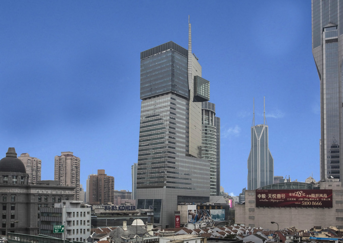 仙樂(lè)斯廣場(chǎng)