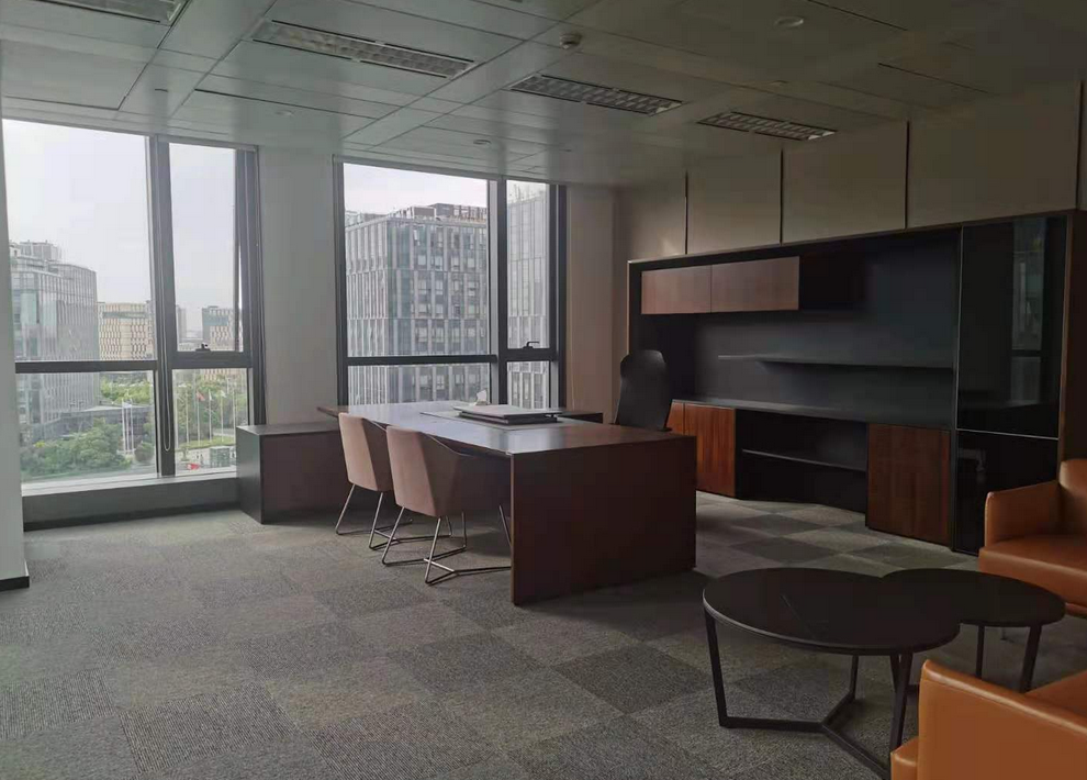 東方萬國企業(yè)中心