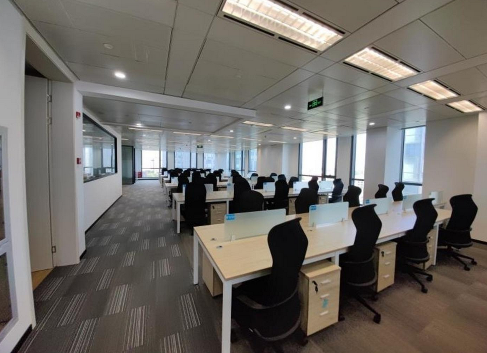 東方萬國企業(yè)中心