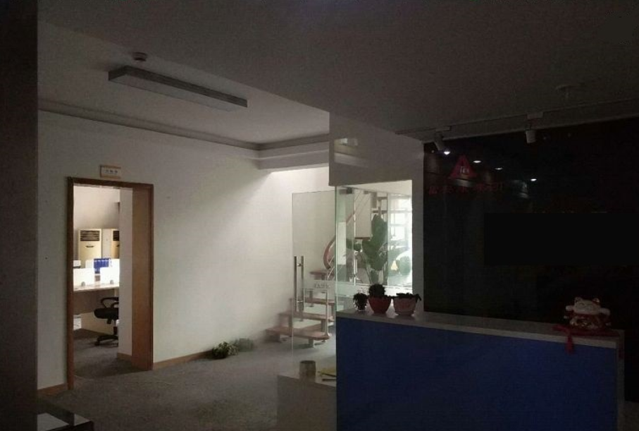 環(huán)球廣場