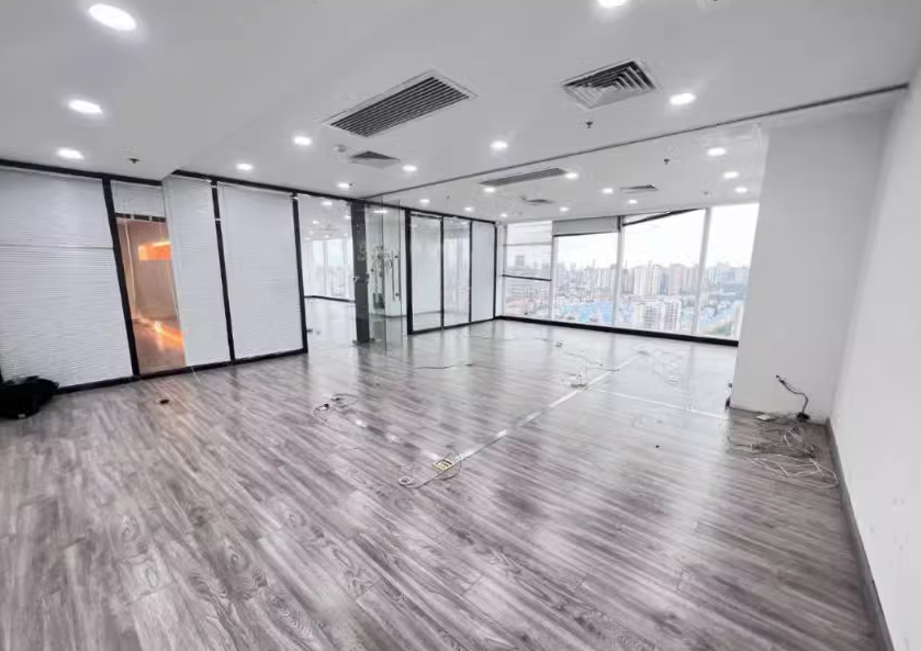 中達(dá)廣場(chǎng)